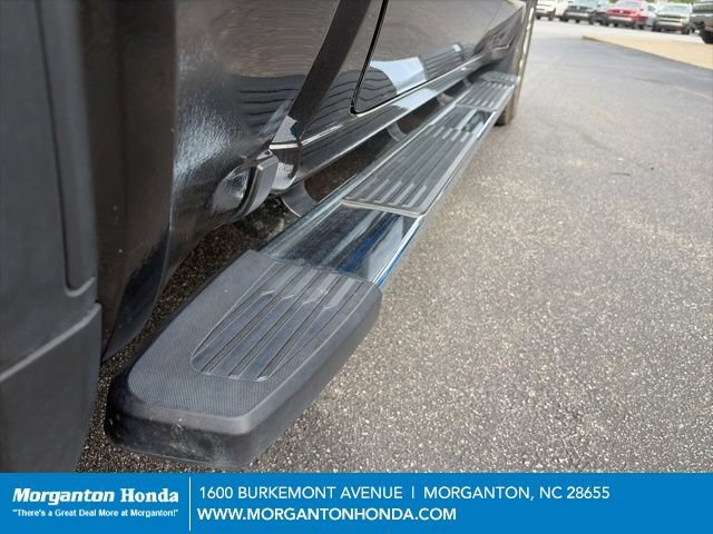 Used 2022 GMC Sierra 1500 SLT w/ SLT Premium Plus Package AWD/4WD image 11