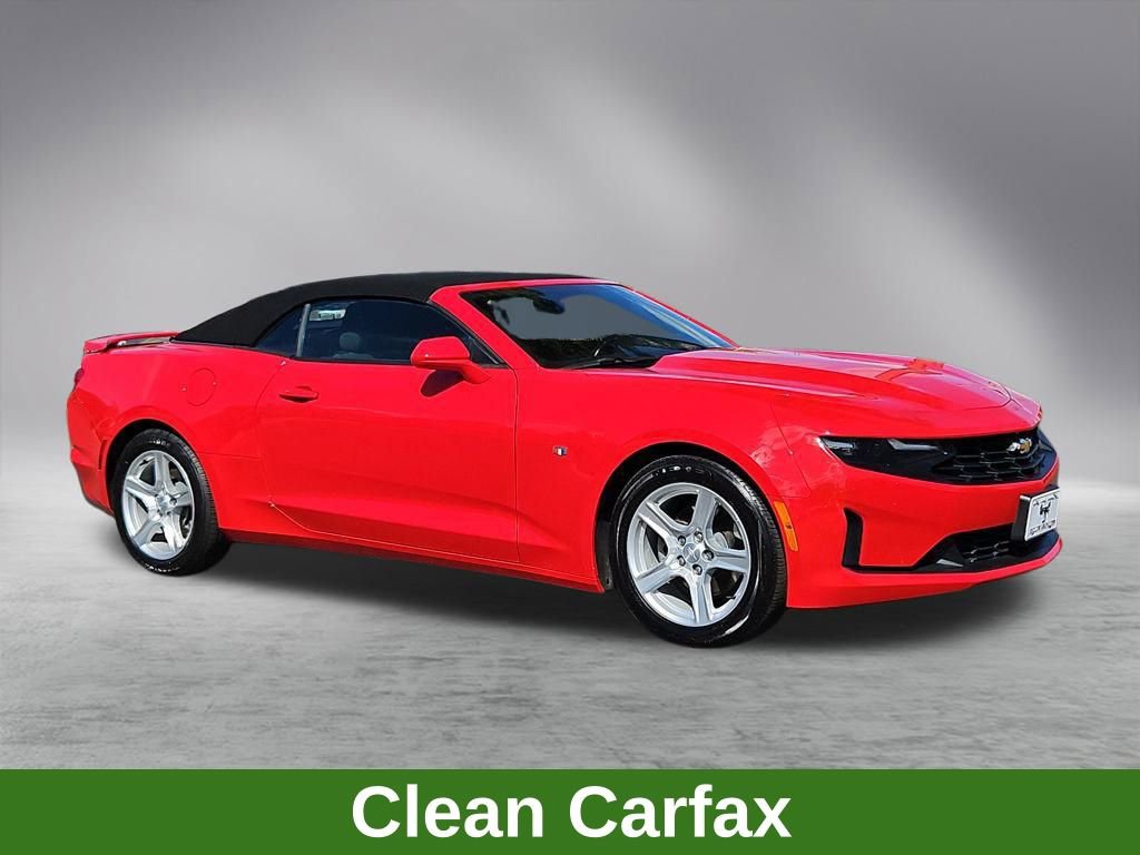 Used 2023 Chevrolet Camaro LT image 2