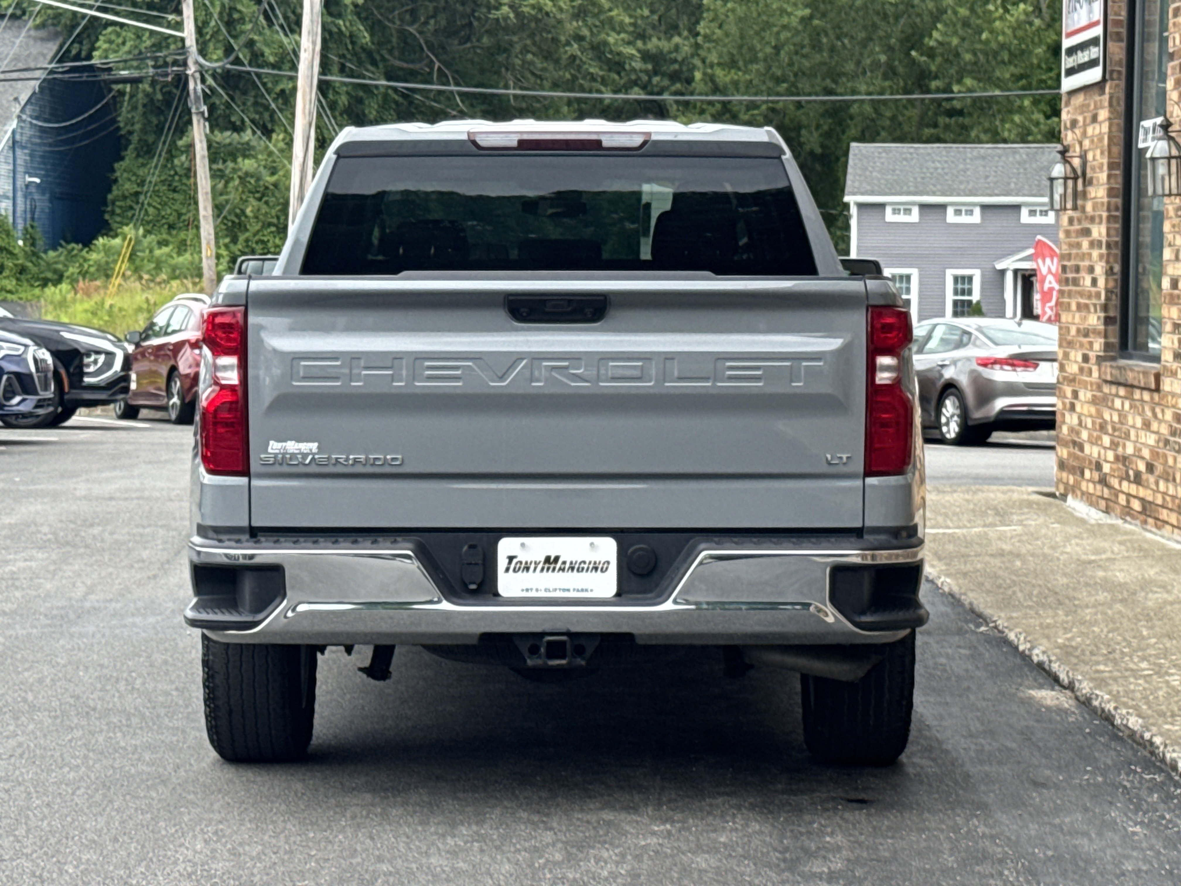 Used 2024 Chevrolet Silverado 1500 LT AWD/4WD image 4