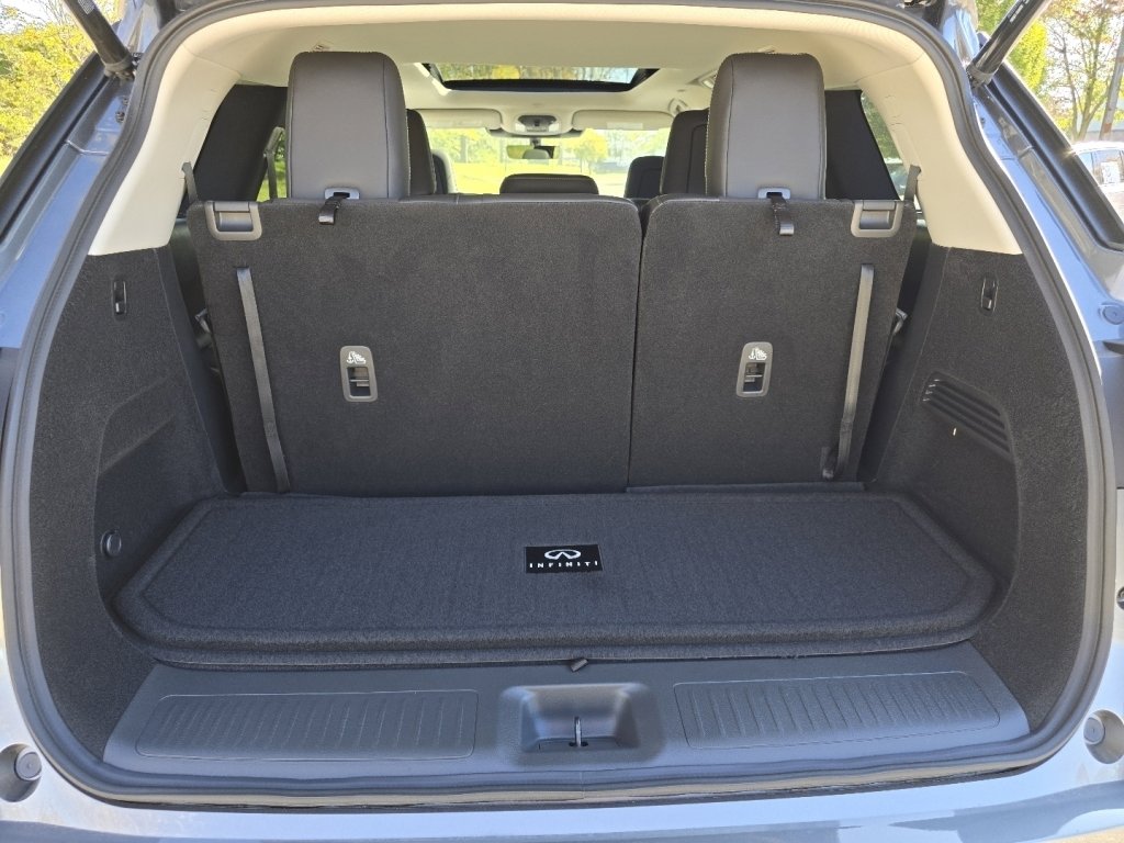 New 2026 INFINITI QX60 Luxe image 22