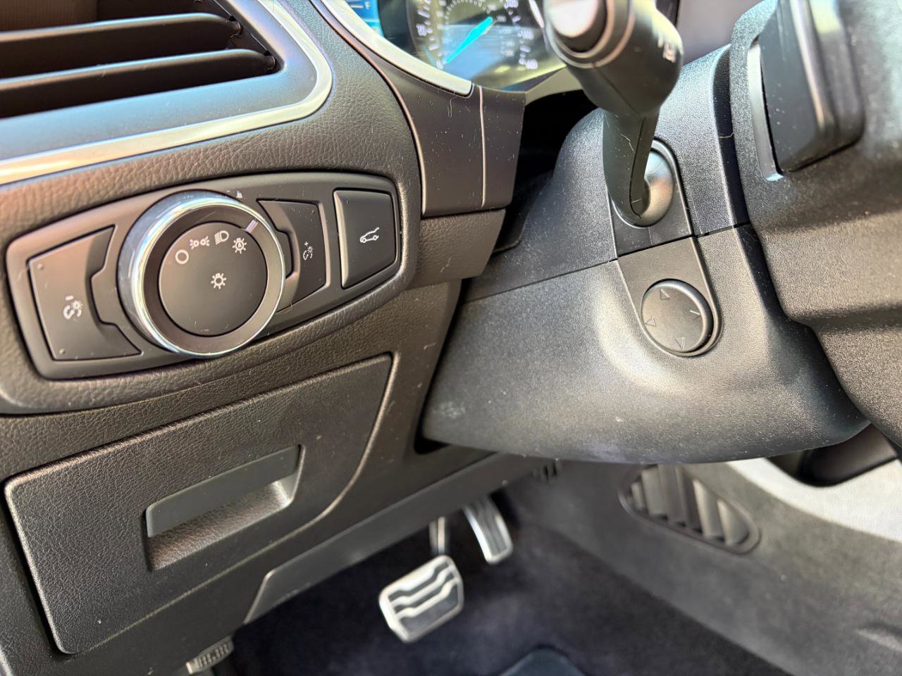 Used 2016 Ford Edge Sport w/ Equipment Group 401A AWD/4WD image 14