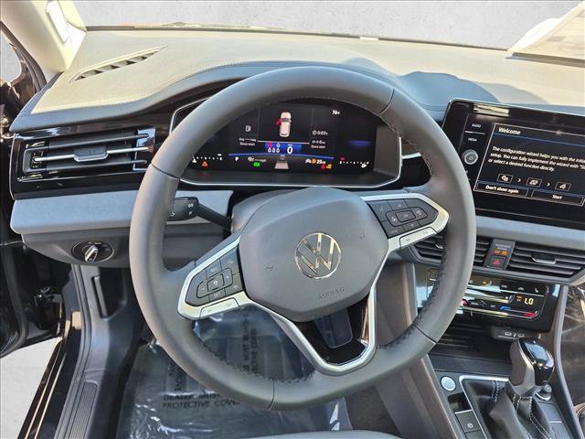 New 2027 Volkswagen Jetta SE FWD image 11