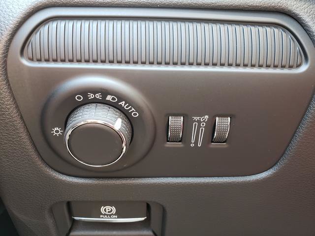 New 2026 Jeep Grand Wagoneer L Limited AWD/4WD image 31
