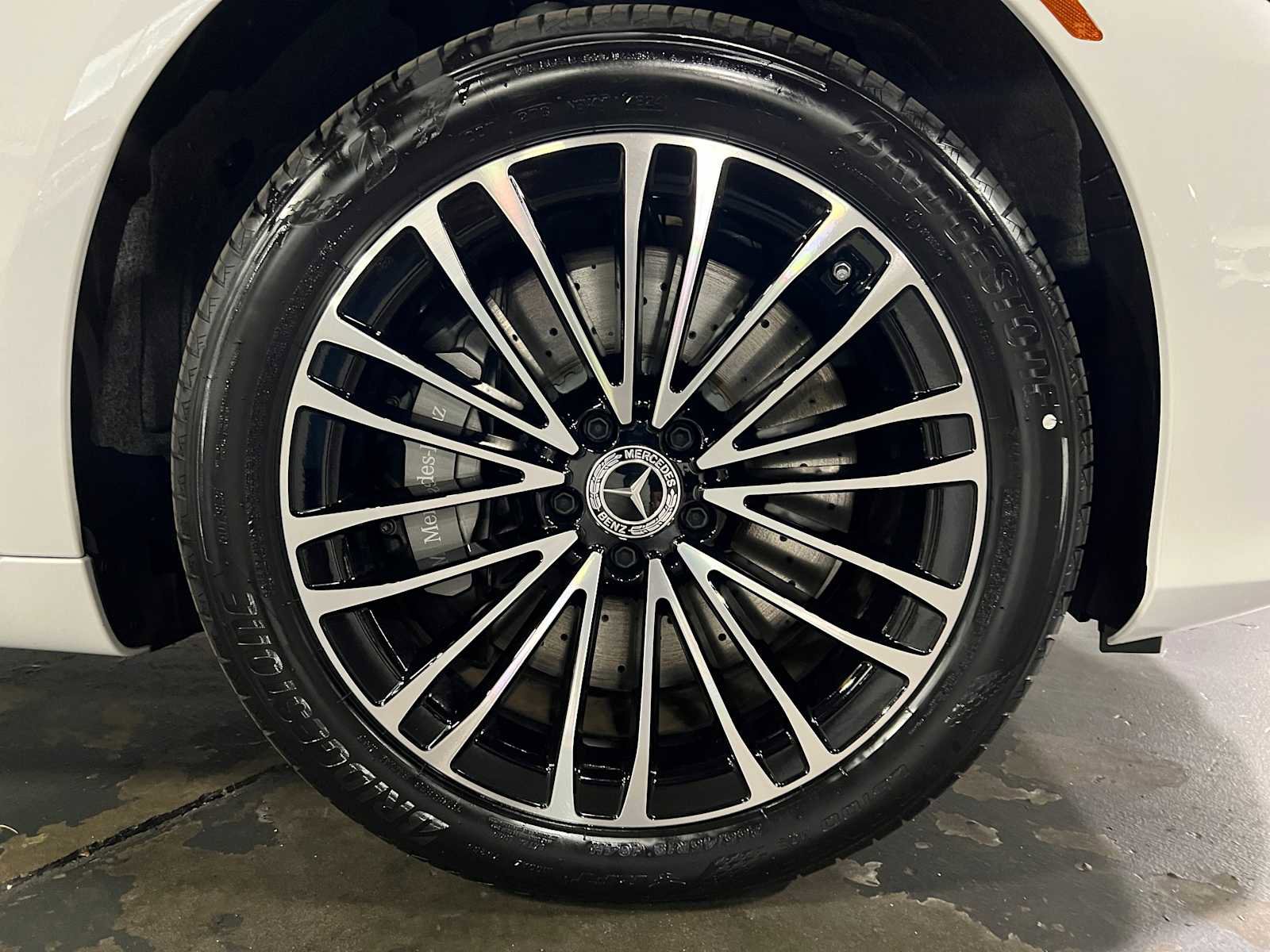 New 2025 Mercedes-Benz S 580 4MATIC Sedan image 9