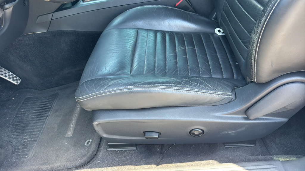 Used 2014 Dodge Challenger R/T Plus RWD image 20