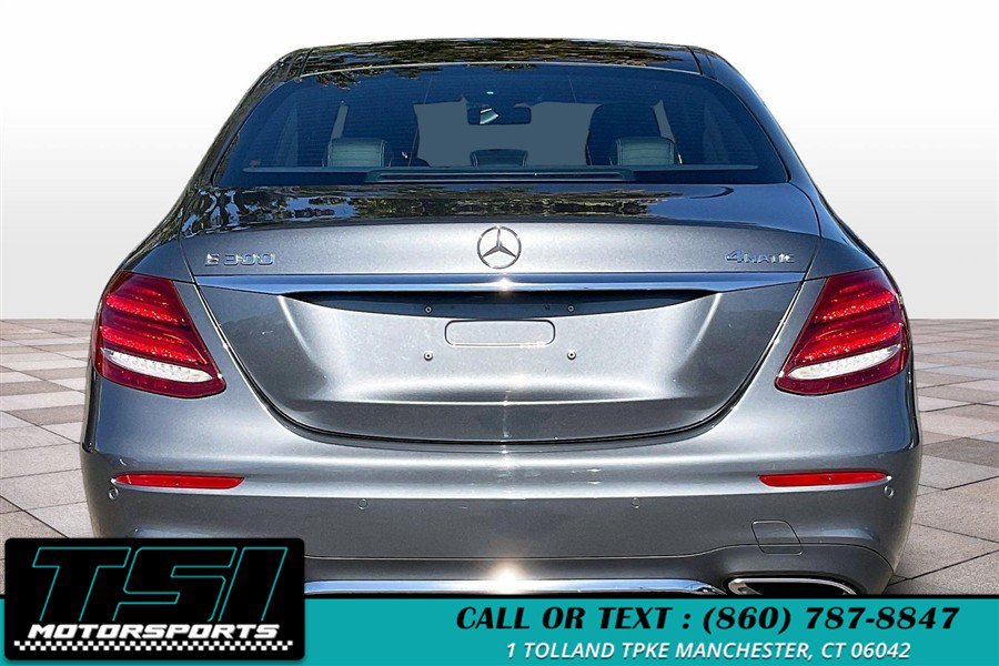 Used 2019 Mercedes-Benz E 300 4MATIC image 4