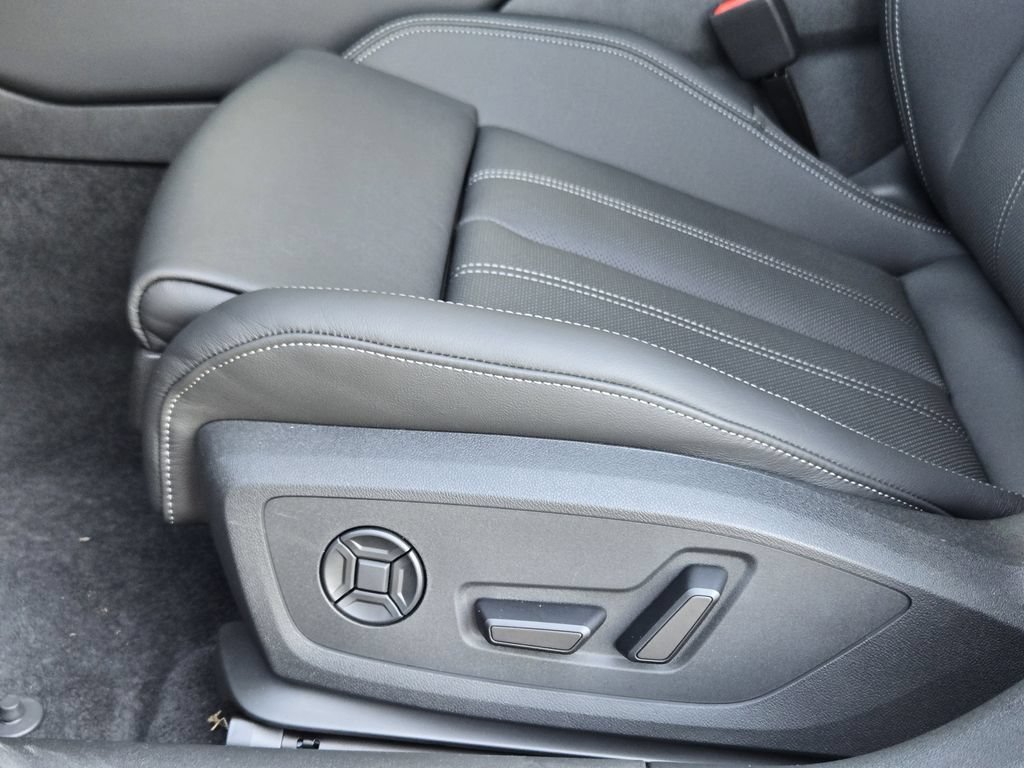 Used 2025 Audi A5 2.0T Premium Plus AWD/4WD image 30