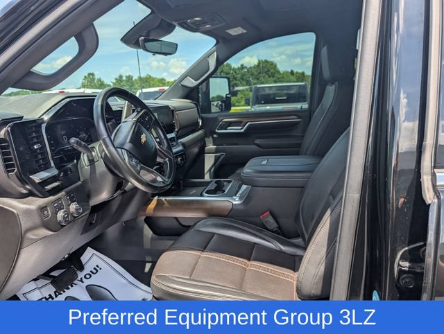Used 2024 Chevrolet Silverado 2500 High Country w/ Technology Package AWD/4WD image 14
