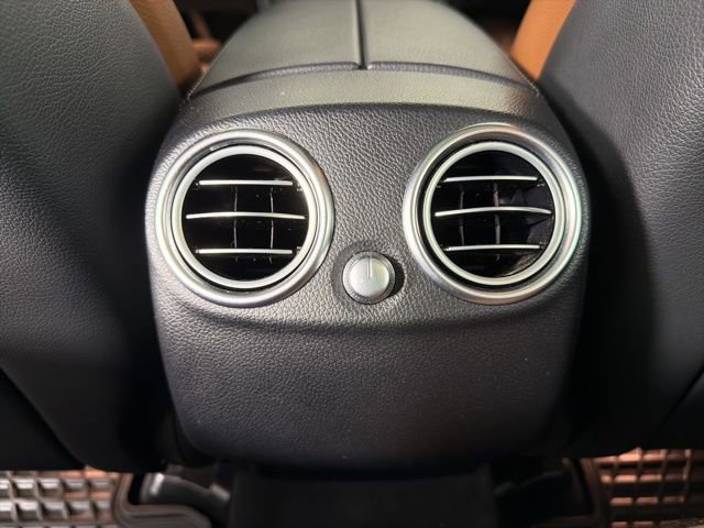 Used 2019 Mercedes-Benz GLC 300 4MATIC image 16