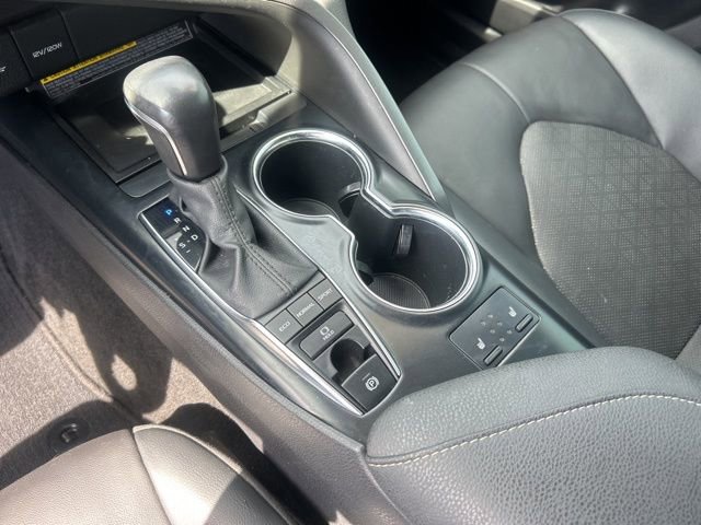 Used 2020 Toyota Camry XSE image 23