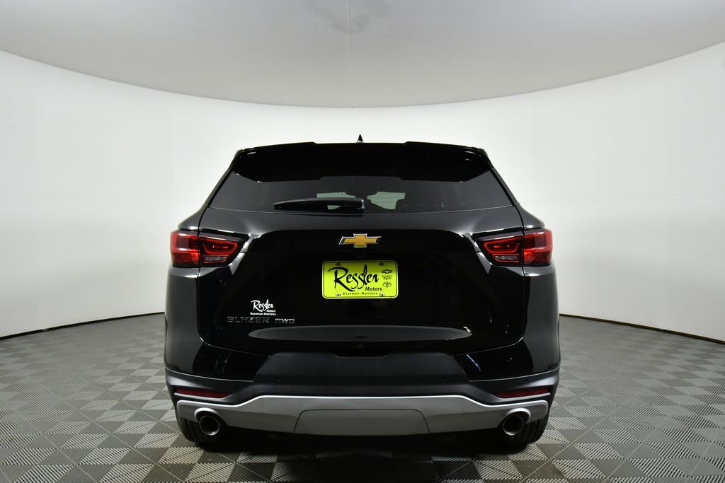 New 2026 Chevrolet Blazer LT w/ LPO, Floor Liner Package AWD/4WD image 12