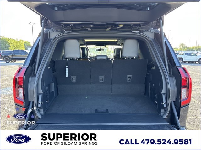 Used 2026 Ford Expedition Tremor AWD/4WD image 6