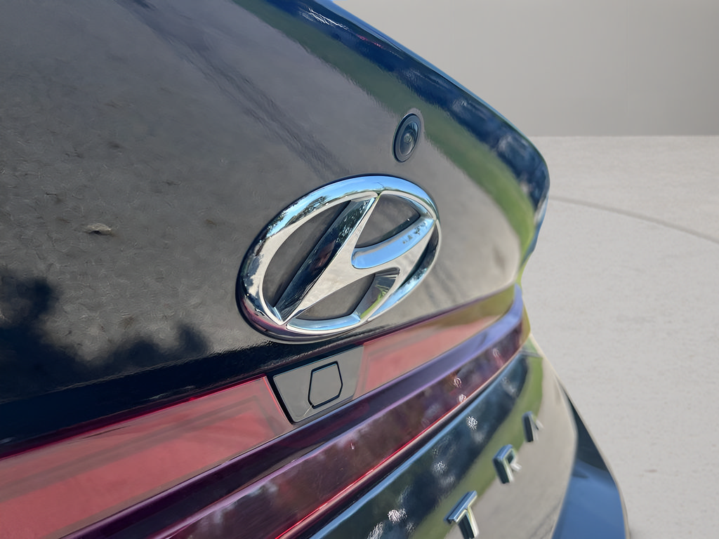 Used 2023 Hyundai Elantra SEL w/ Convenience Package FWD image 13