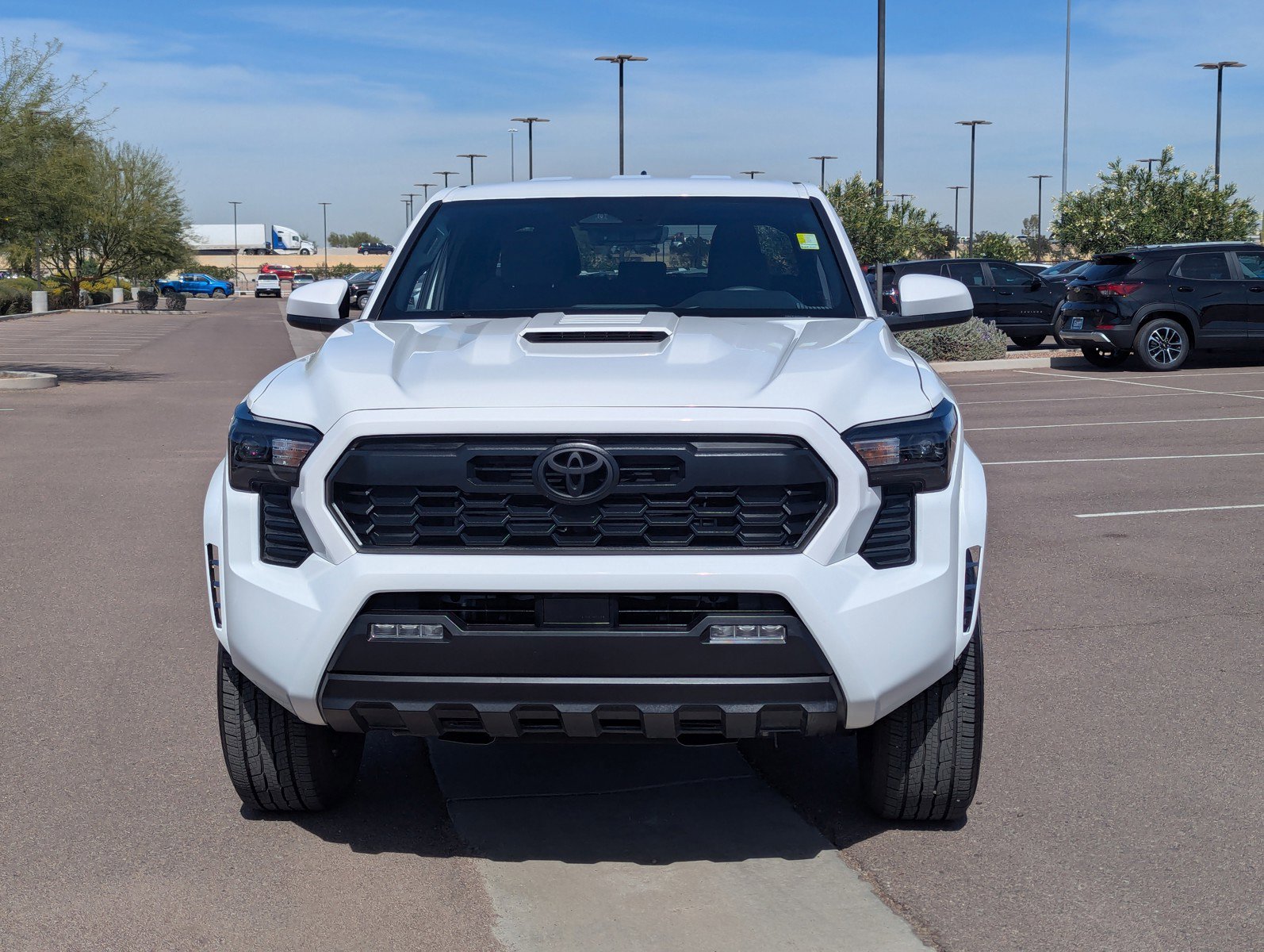 Used 2025 Toyota Tacoma TRD Sport image 8