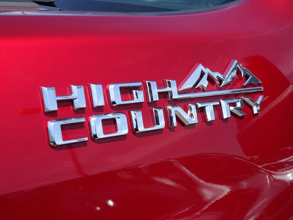 Used 2024 Chevrolet Silverado 2500 High Country w/ Technology Package AWD/4WD image 26