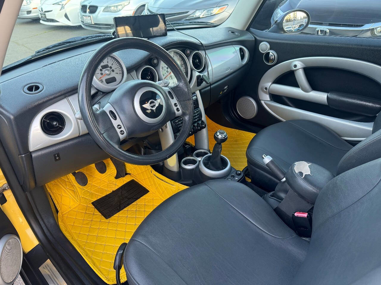 Used 2002 MINI Cooper Hardtop image 12