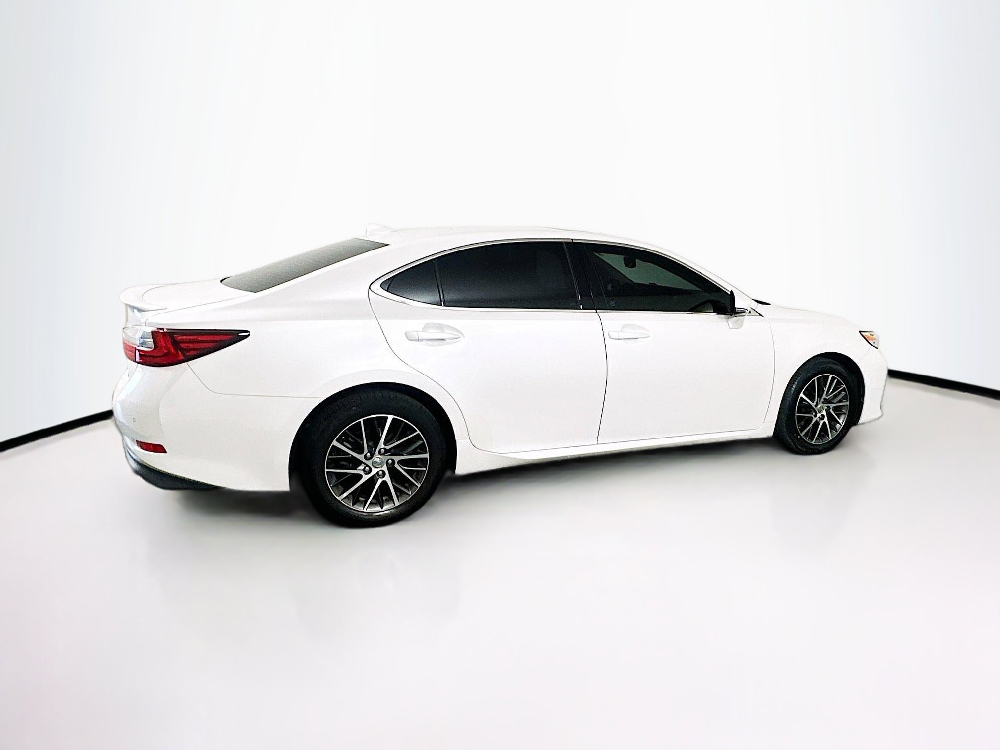 Used 2017 Lexus ES 350 image 10