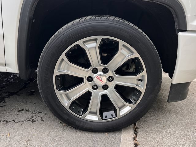 Used 2018 GMC Sierra 1500 Denali RWD image 39