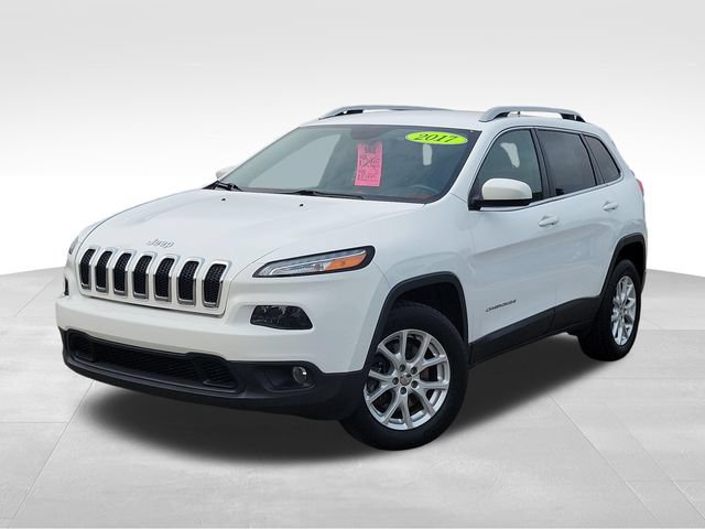 Used 2017 Jeep Cherokee Latitude w/ Cold Weather Group