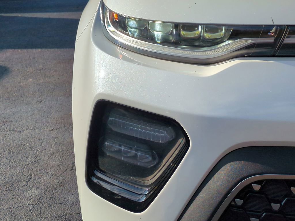 Used 2020 Kia Soul EX image 9