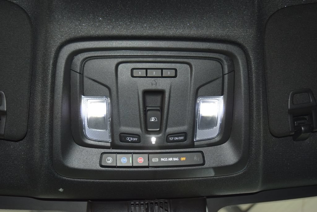 Used 2023 GMC Sierra 1500 AT4 w/ Technology Package AWD/4WD image 50