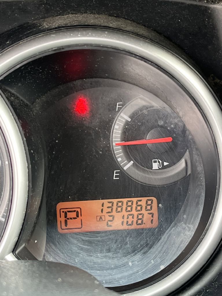 Used 2012 Nissan Versa 1.8 S w/ Plus Pkg image 10