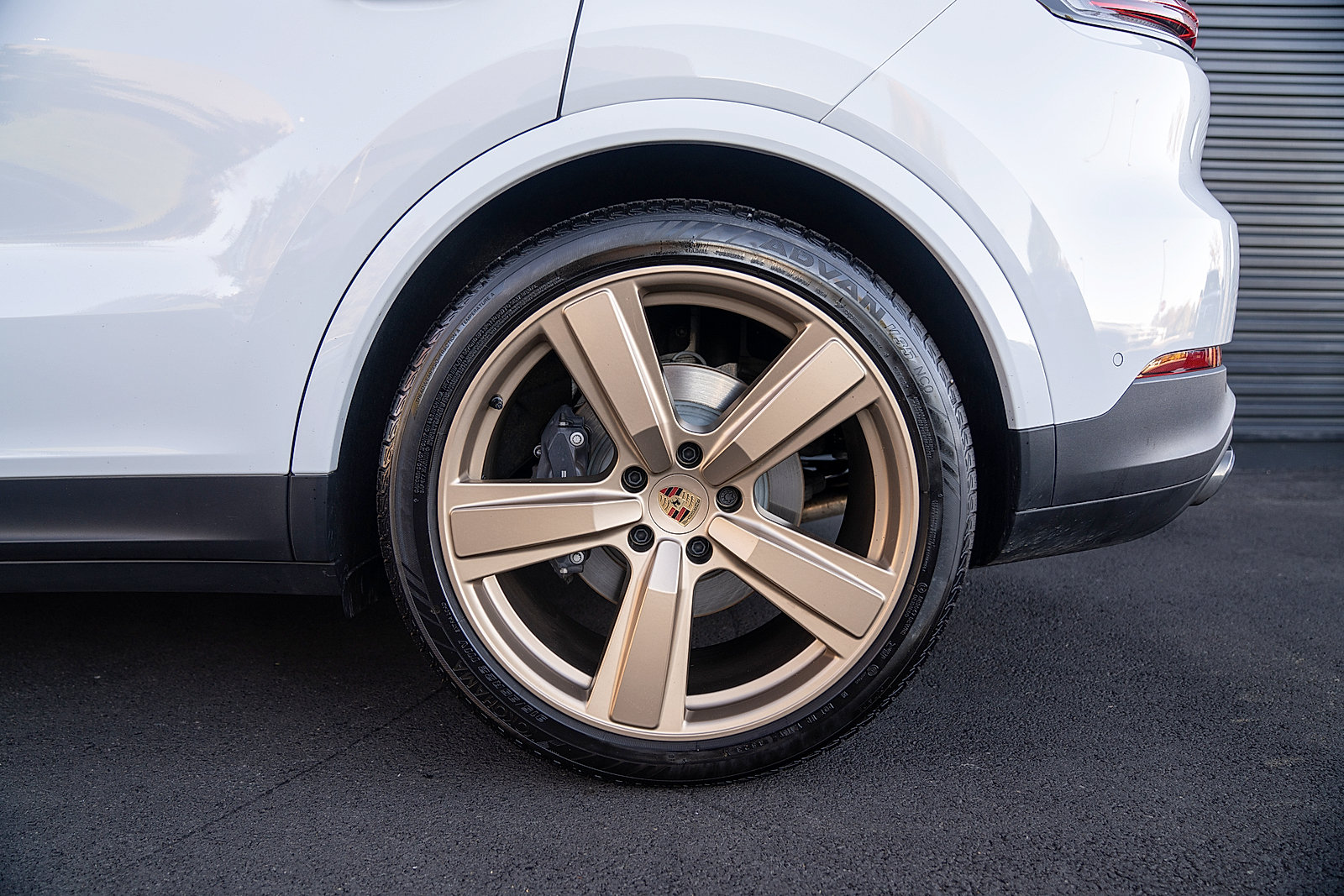 Certified 2025 Porsche Cayenne Coupe AWD/4WD image 25
