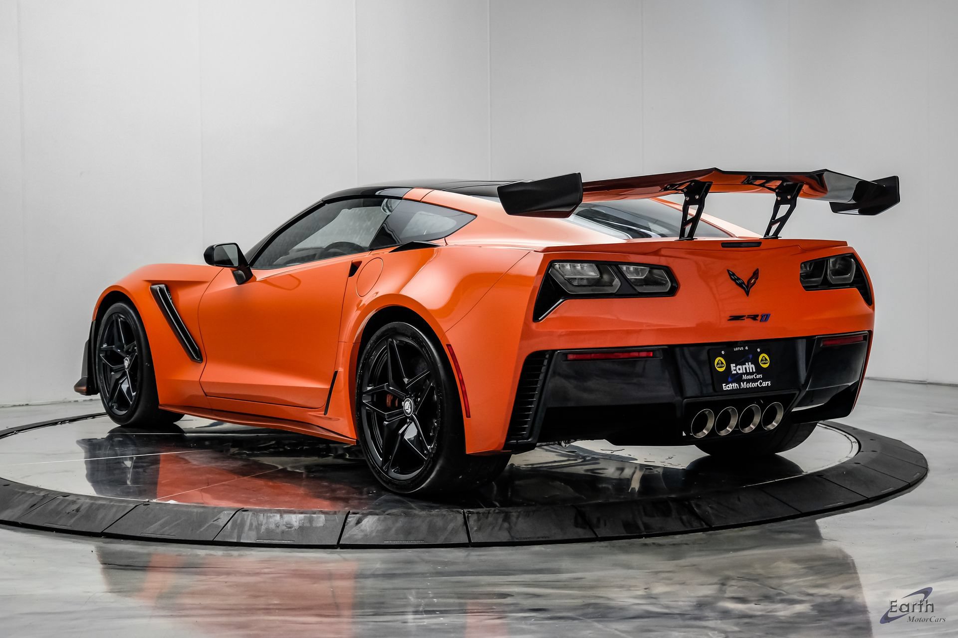 Used 2019 Chevrolet Corvette ZR1 RWD image 14