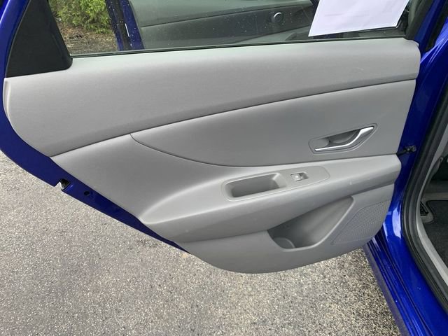 Used 2024 Hyundai Elantra SEL image 15