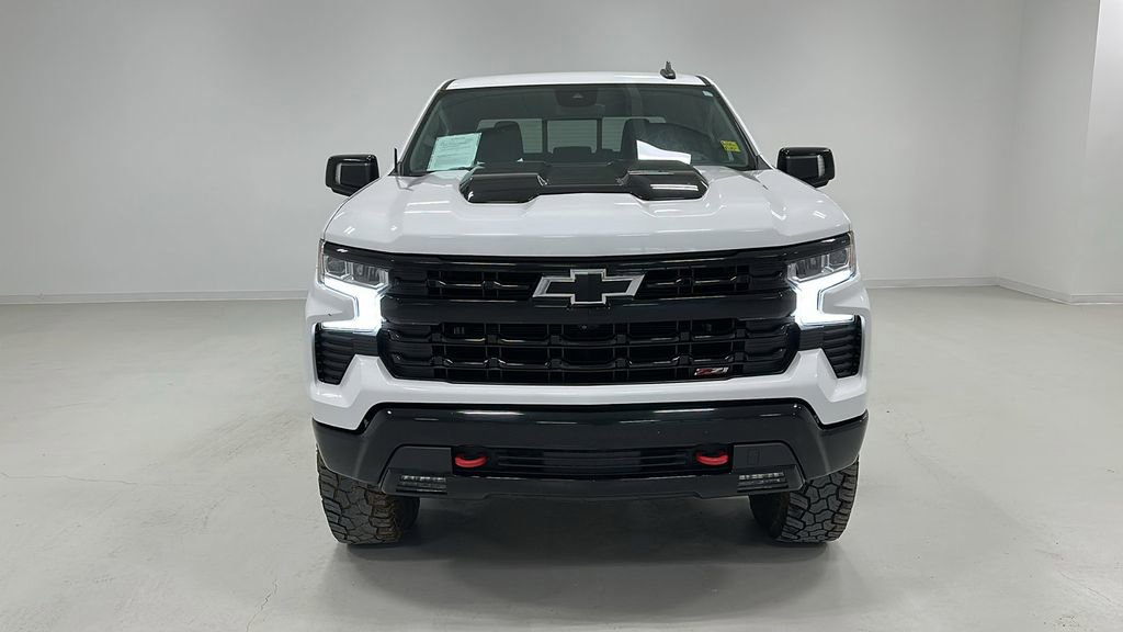 Used 2022 Chevrolet Silverado 1500 LT Trail Boss w/ LT Trail Boss Premium Package AWD/4WD image 8