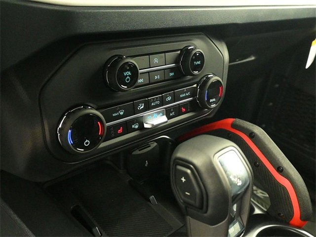 New 2025 Ford Bronco Heritage Edition image 16