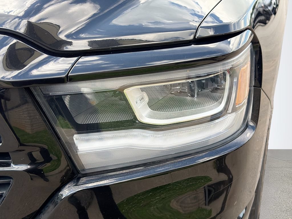 Used 2023 RAM 1500 Laramie AWD/4WD image 10