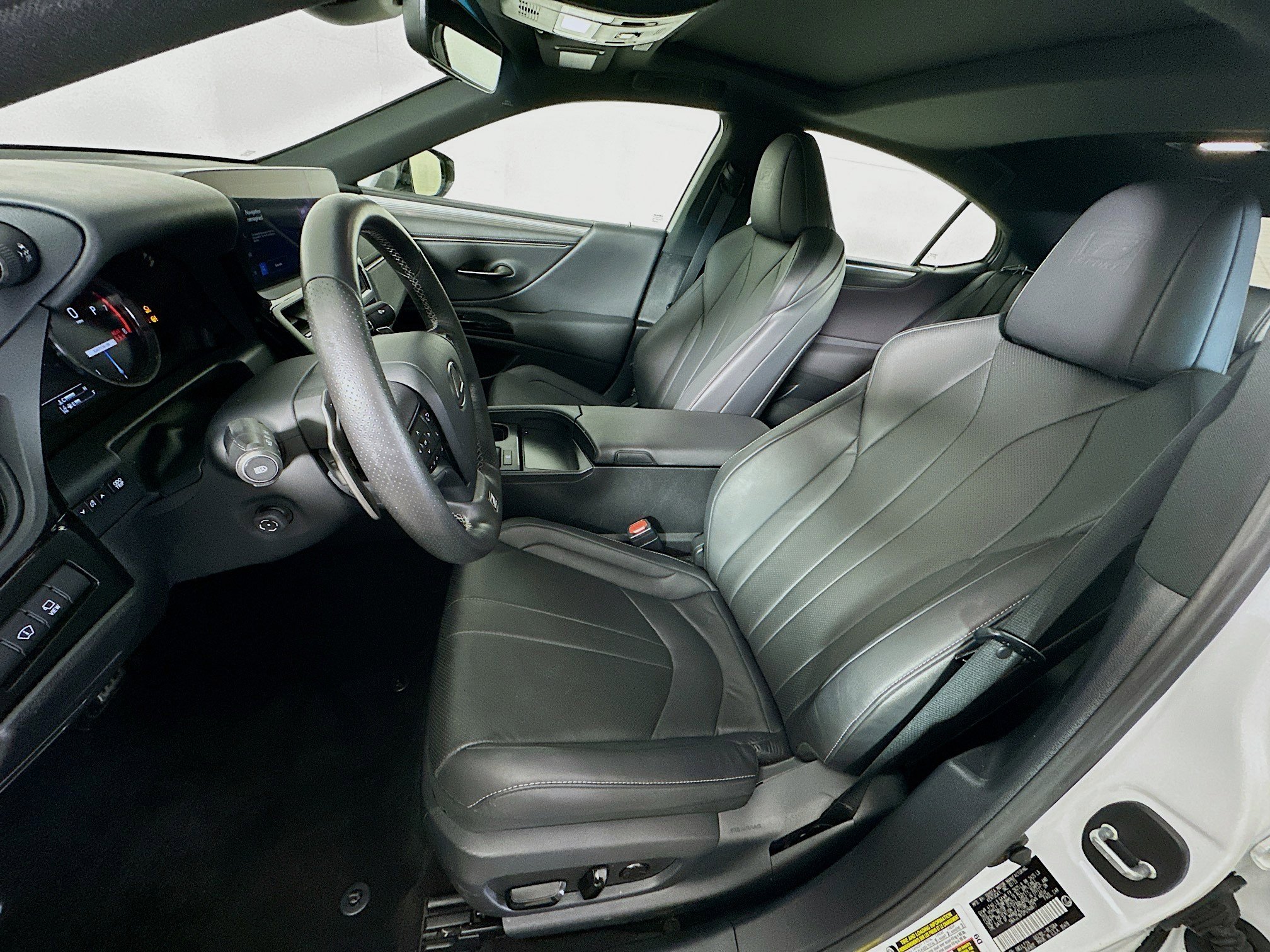 Used 2023 Lexus ES 350 F Sport w/ Accessory Package (Z2) image 13