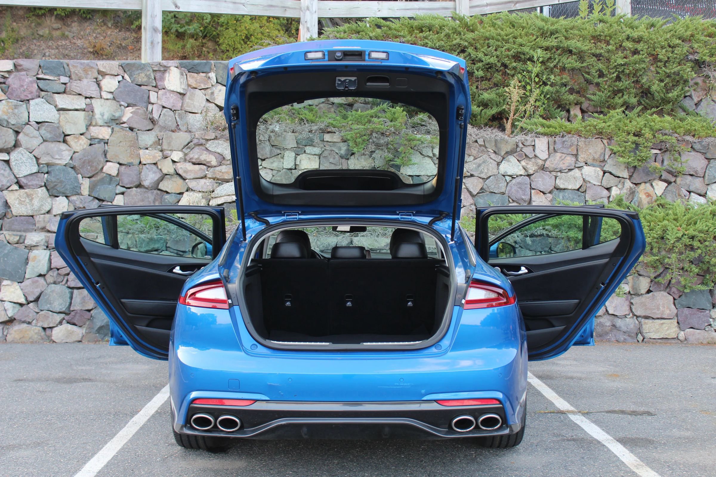 Used 2019 Kia Stinger w/ Sun & Sound Package image 10