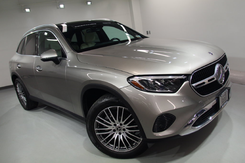 Certified 2023 Mercedes-Benz GLC 300 4MATIC image 11