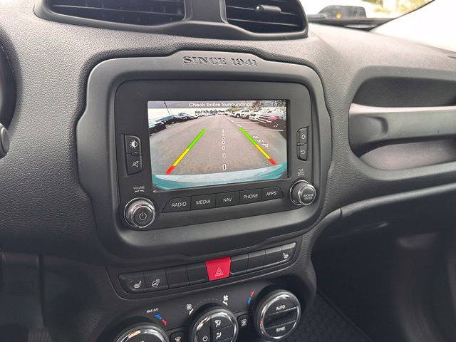 Used 2017 Jeep Renegade Limited AWD/4WD image 27