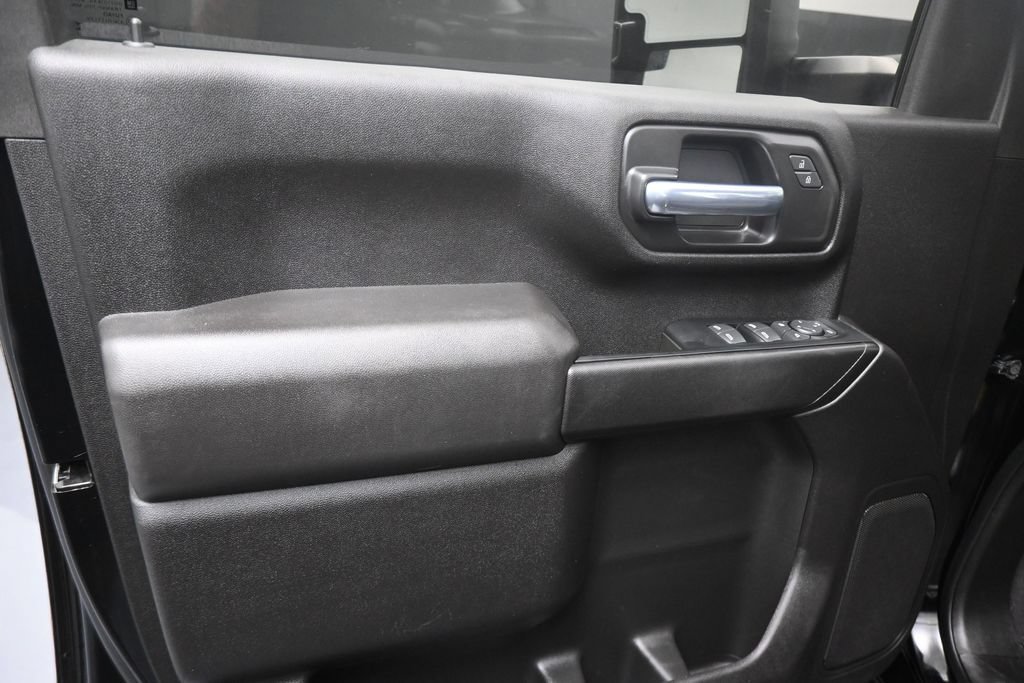 Used 2024 Chevrolet Silverado 2500 Custom w/ Custom Value Package AWD/4WD image 6