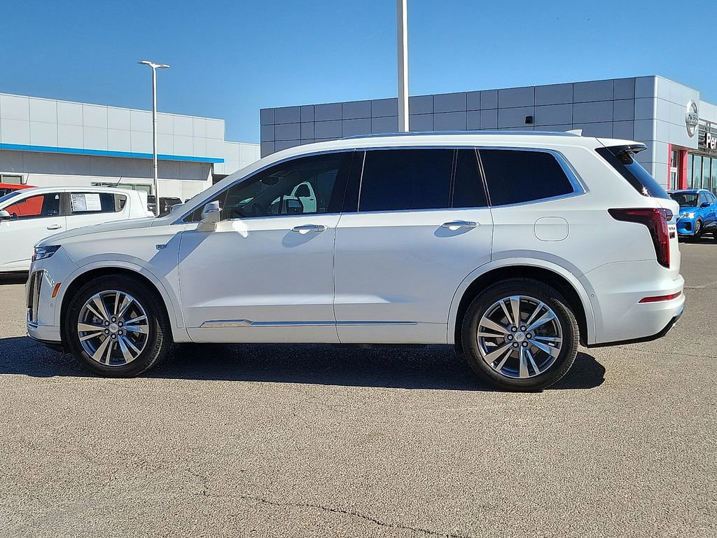 Used 2021 Cadillac XT6 Premium Luxury image 6