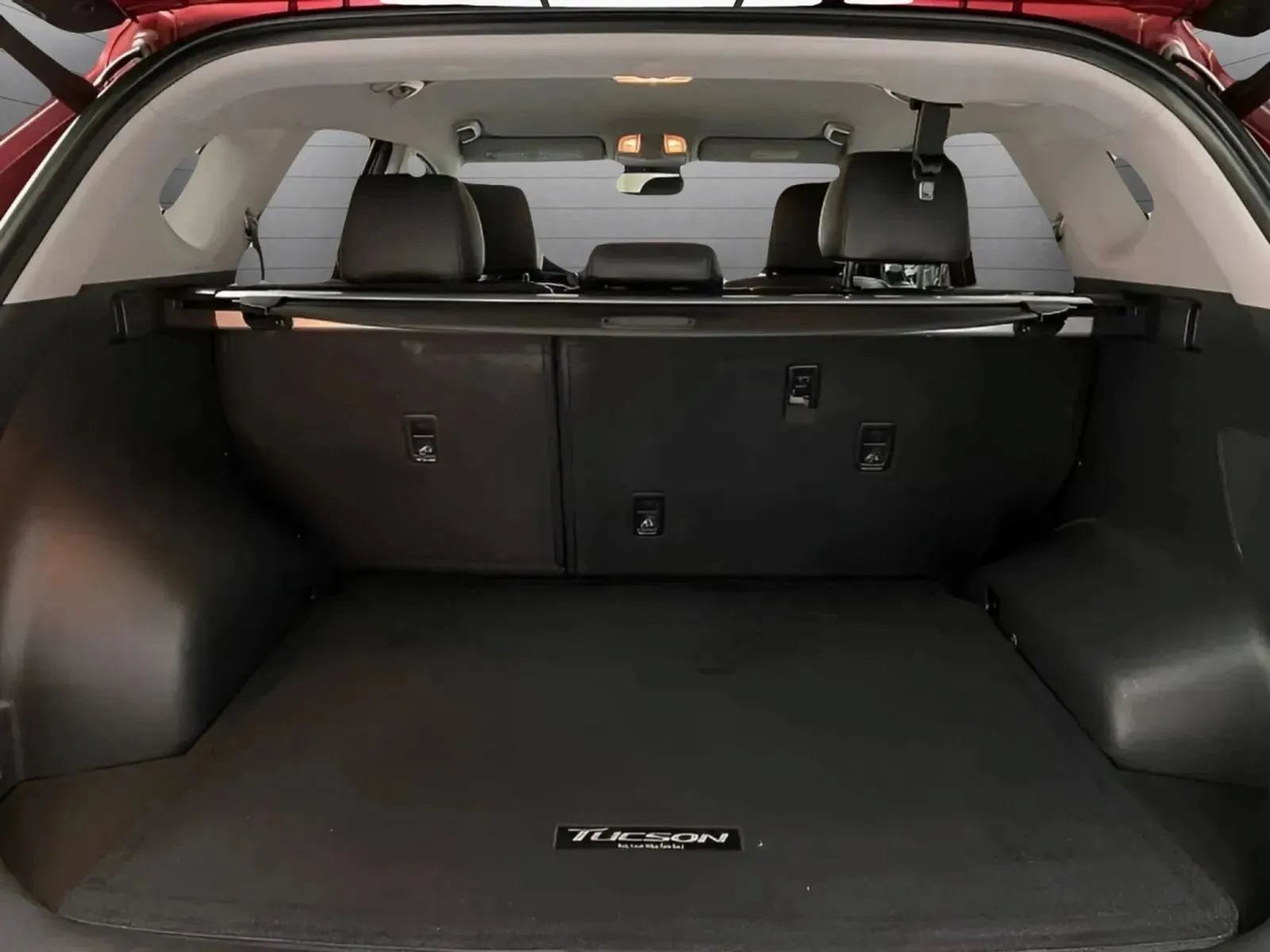 Used 2019 Hyundai Tucson Limited w/ Cargo Package FWD image 12