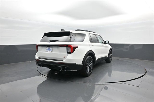 New 2026 Ford Explorer ST w/ Sun And Sound Package image 7