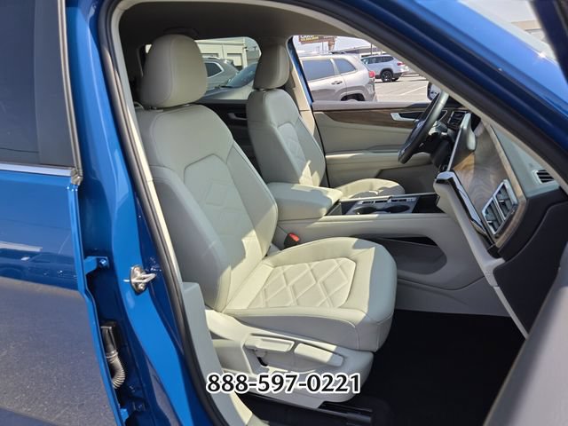 Certified 2026 Volkswagen Atlas SE FWD image 19