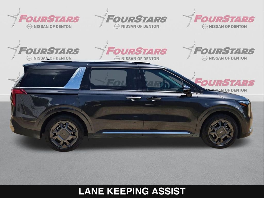 Used 2025 Kia Carnival SX FWD image 3