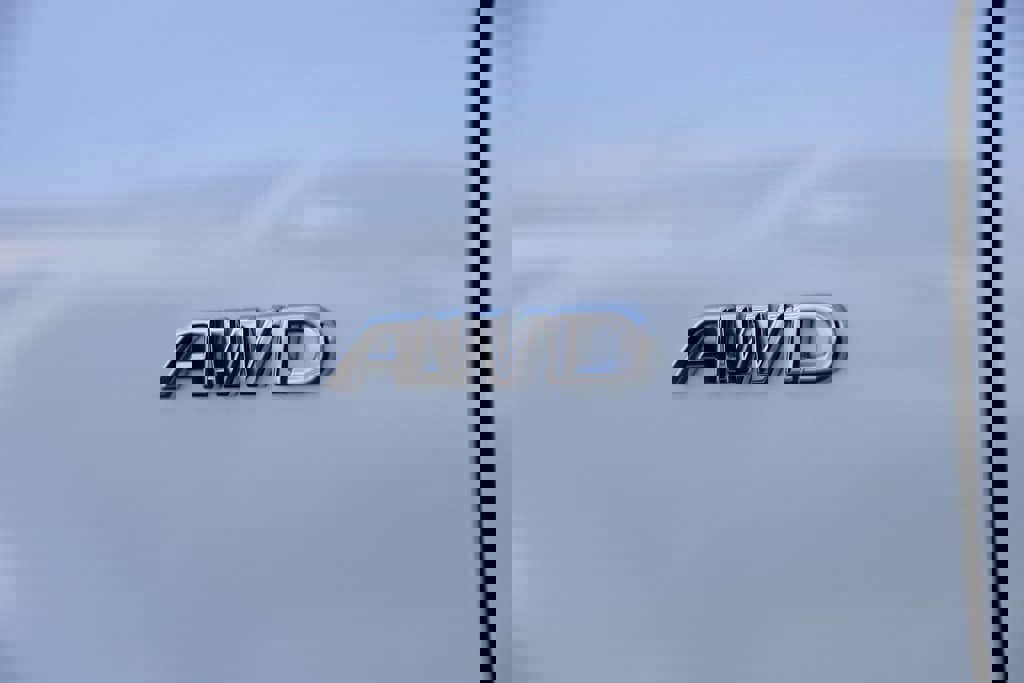 Used 2018 Toyota Sienna XLE image 7