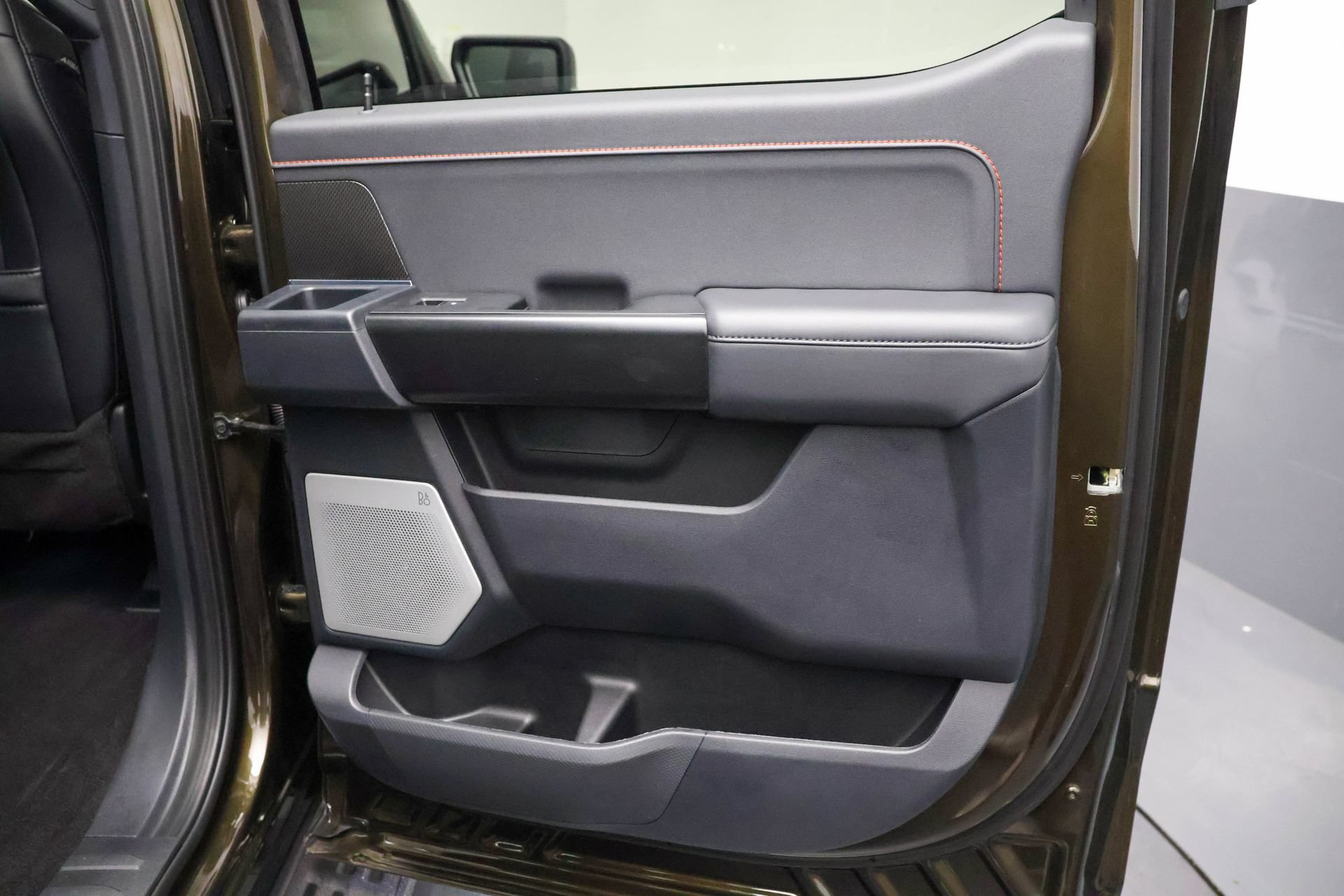 Used 2026 Ford F150 Raptor AWD/4WD image 30