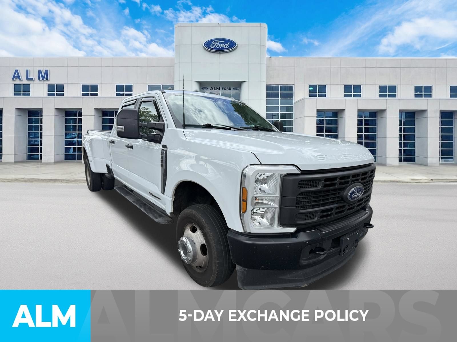 Used 2024 Ford F350 XL w/ FX4 Off-Road Package AWD/4WD image 3