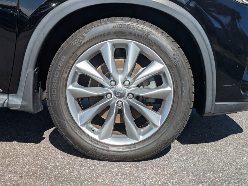 Used 2019 INFINITI QX50 Luxe w/ Navigation Package image 11