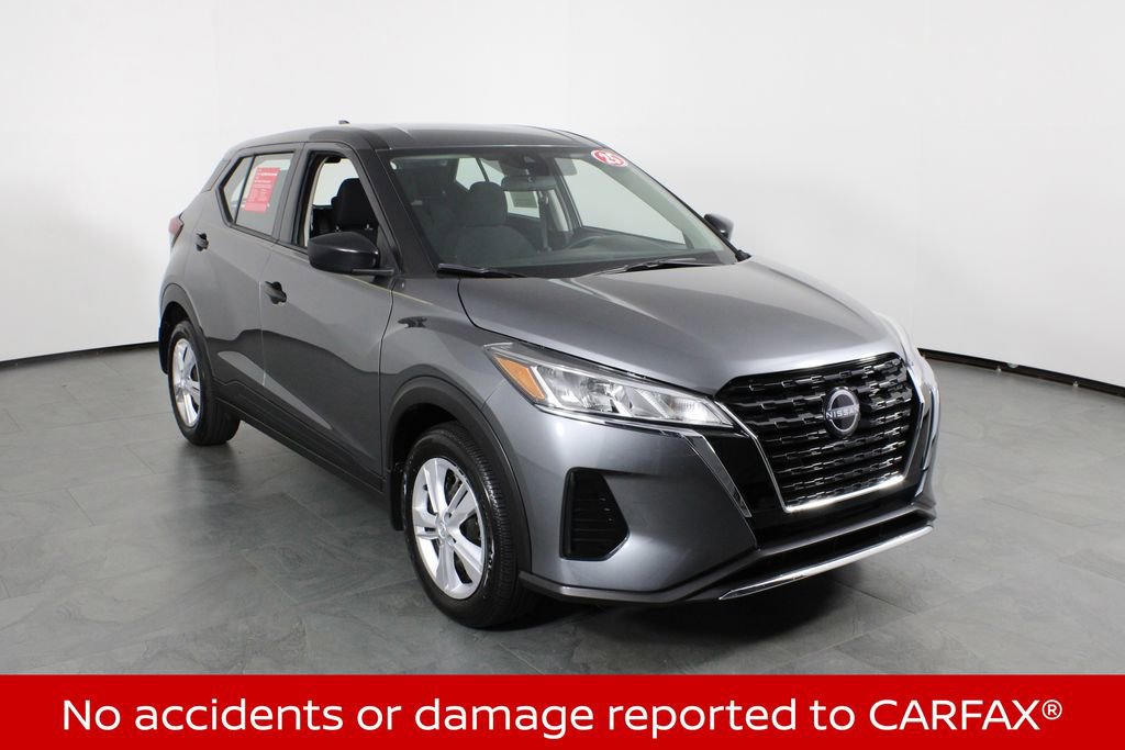 Used 2025 Nissan Kicks Play S image 5