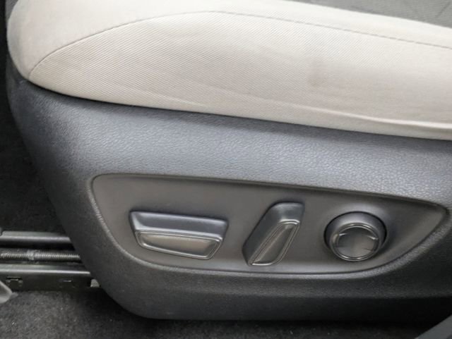 Used 2023 Toyota RAV4 XLE image 25