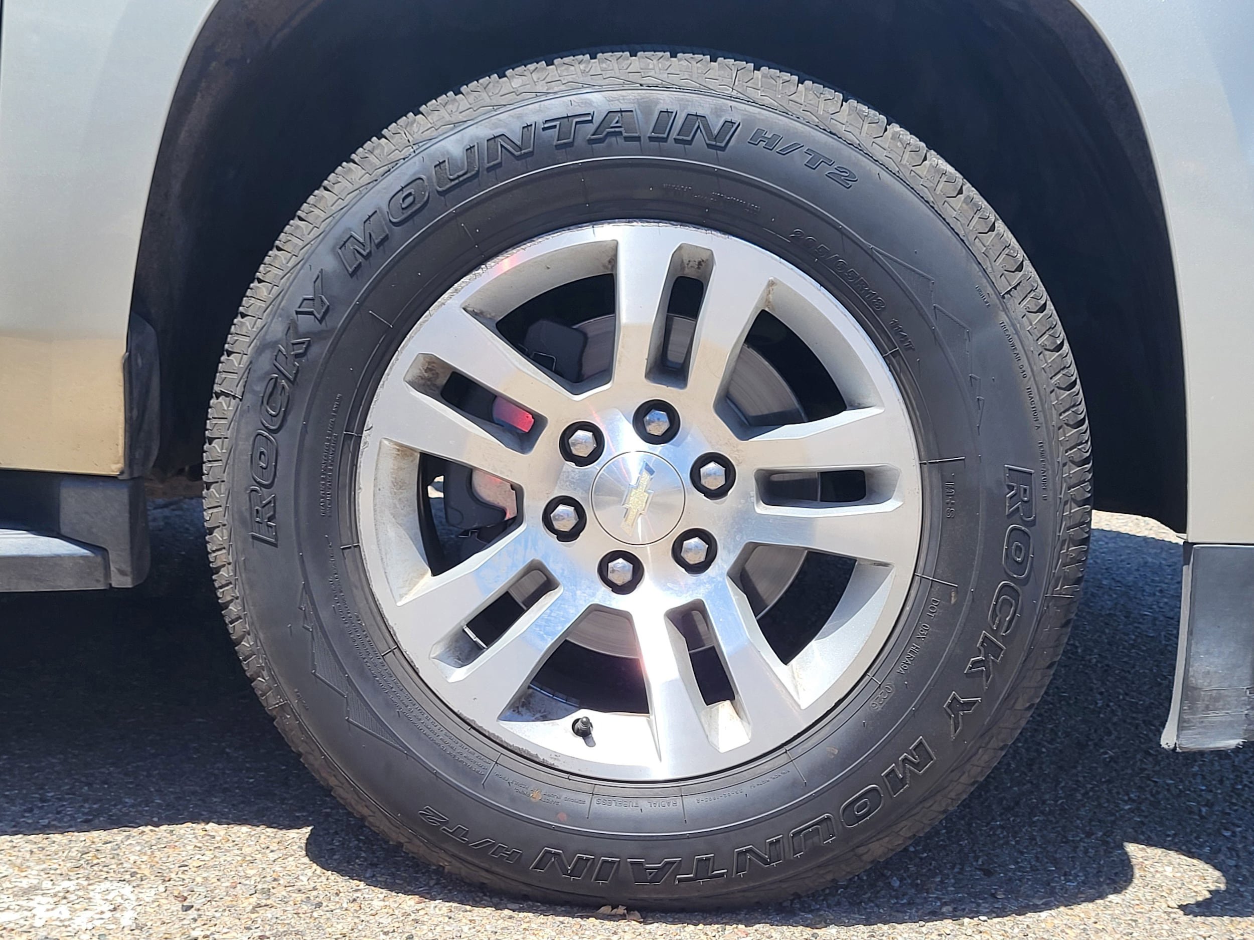 Used 2017 Chevrolet Suburban LT AWD/4WD image 17