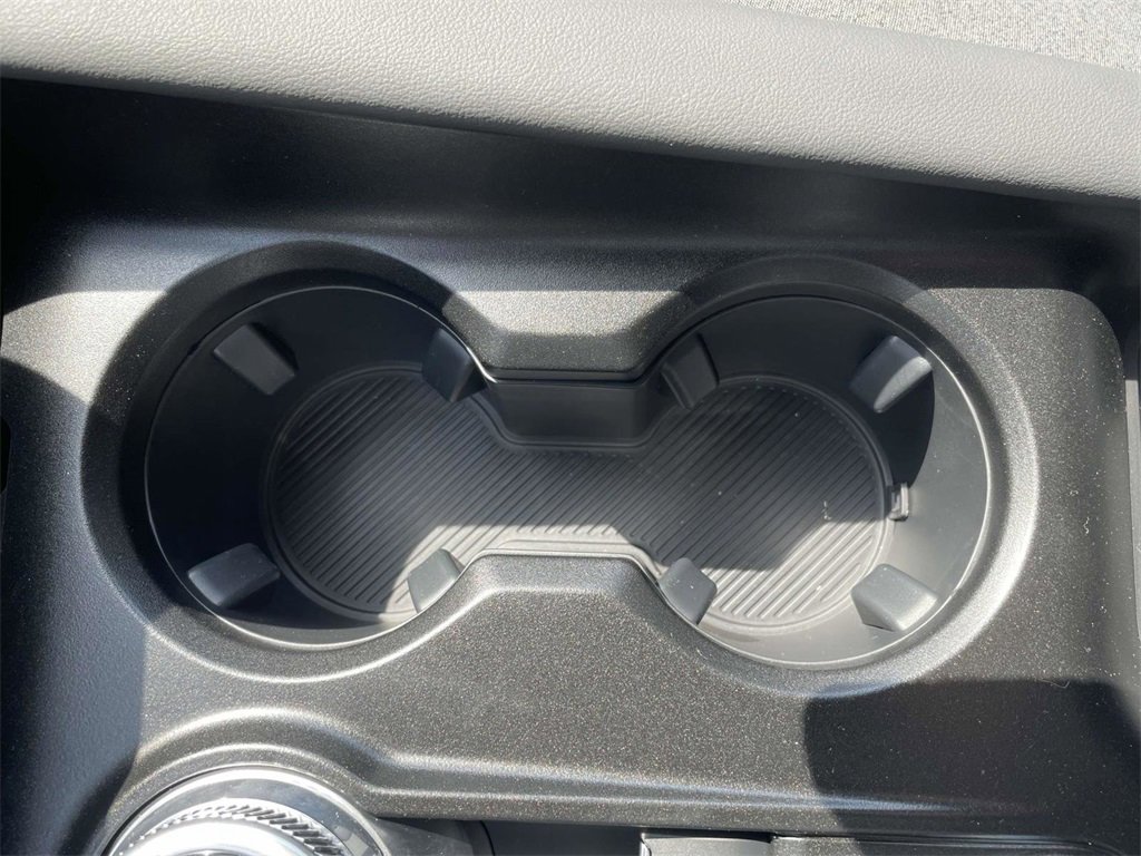 New 2025 Ford Explorer Active image 16